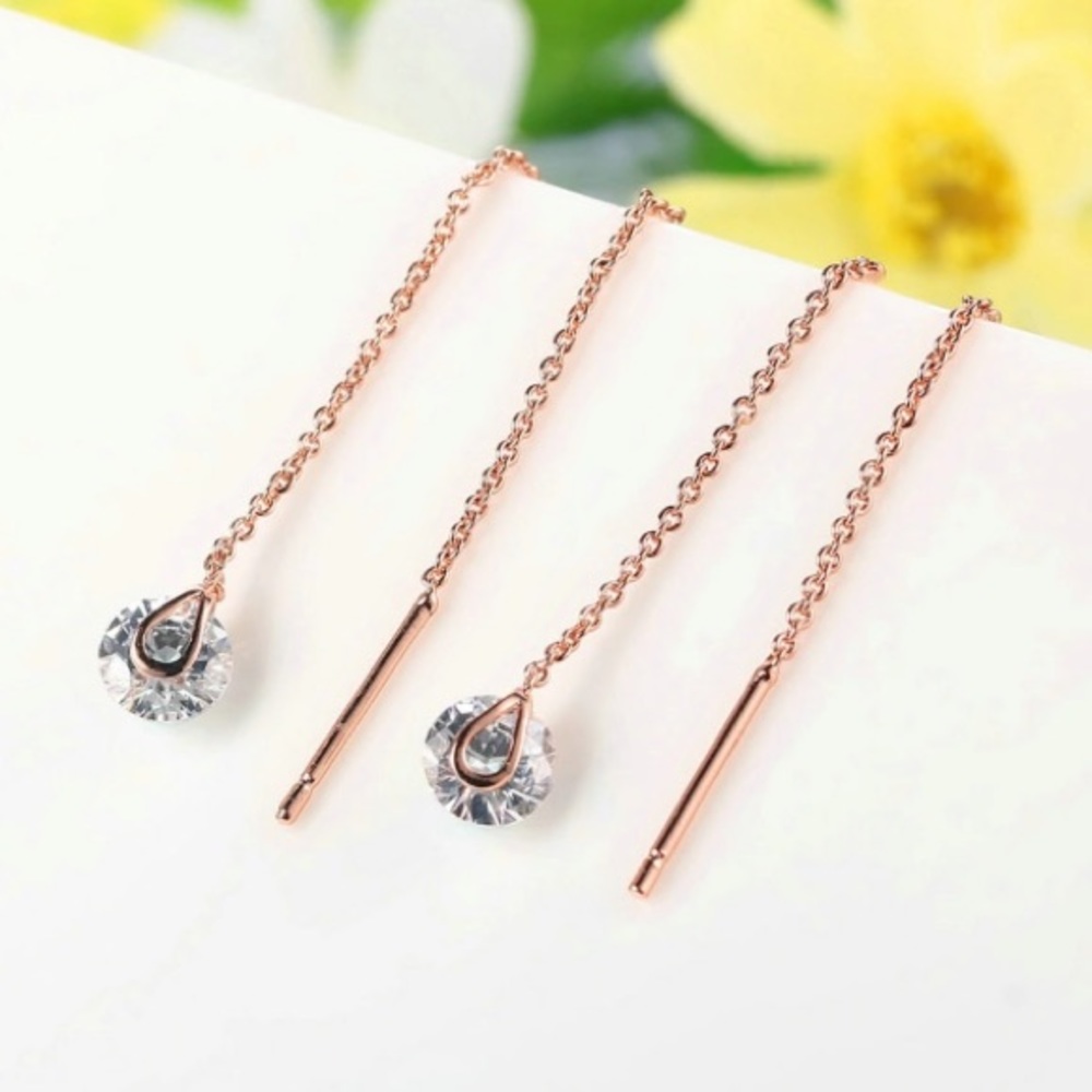 NEW!💙💎LOVELY ROSE💗GOLD💛PLATED CZ THREADERS💎💙 - Picture 3 of 5
